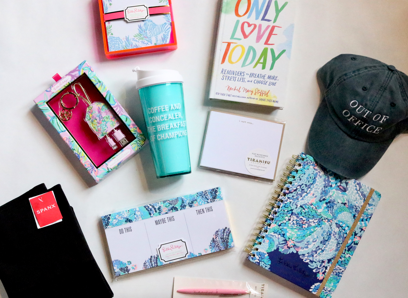 2019 Holiday Gift Guide : Gifts for the #GIRLBOSS