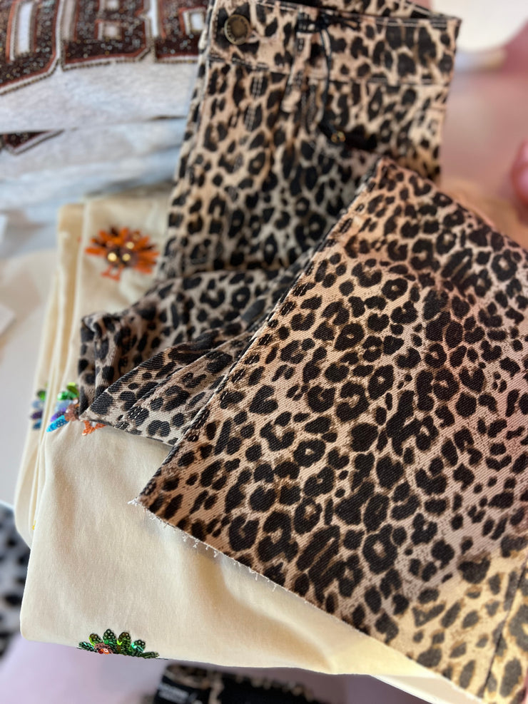 Vintage High Rise Crop Flare | Leopard