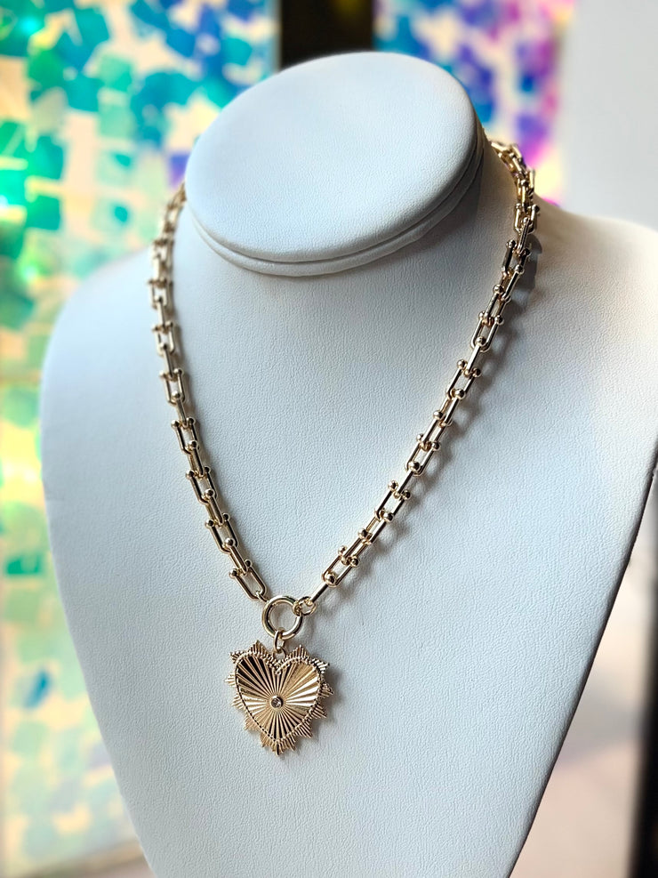 Linked Oval Heart Pendant Necklace