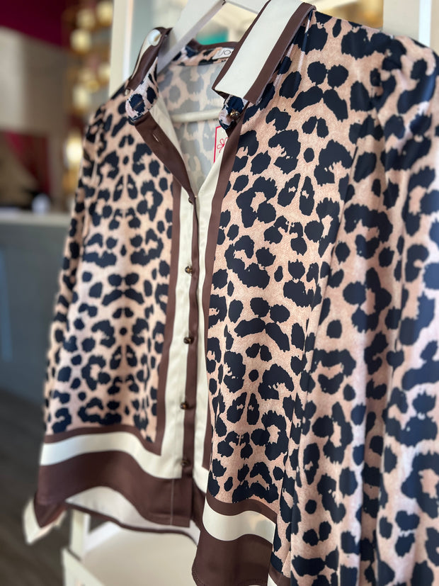 Manhattan Leopard Button Up Top