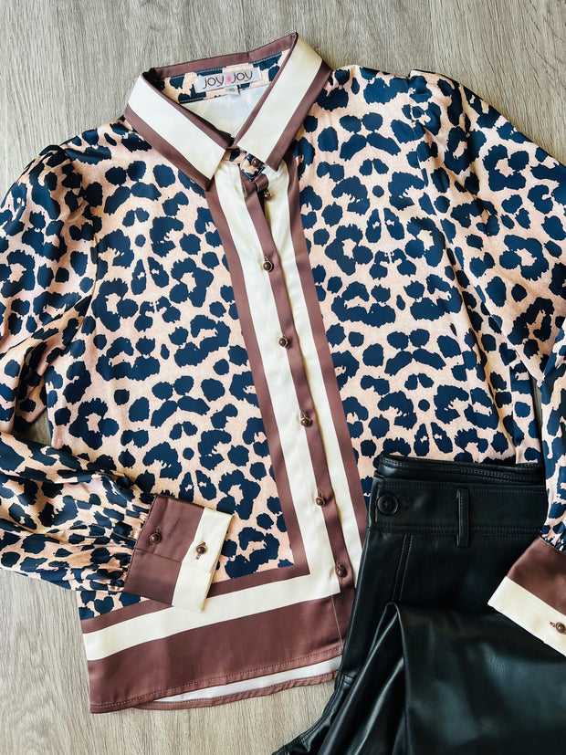 Manhattan Leopard Button Up Top