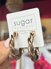 Twist Shiny Gold Hoop