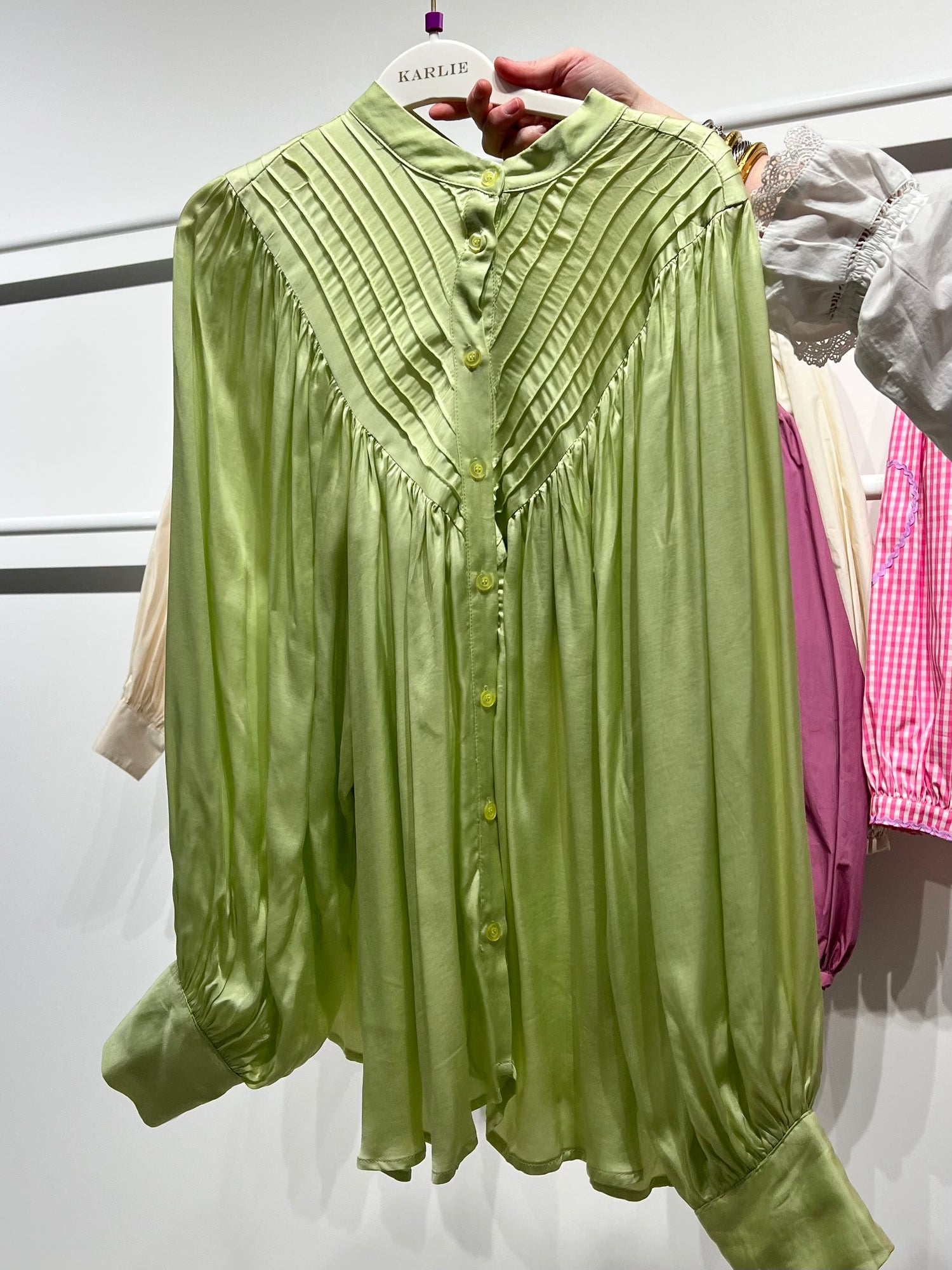 Olivia Blouse | Honeydew