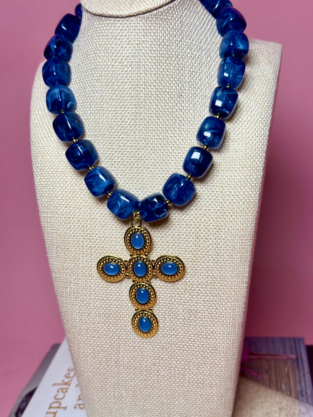 Marble Cube Specialty Necklace | Navy Cross