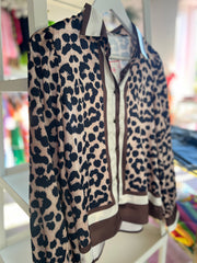 Manhattan Leopard Button Up Top