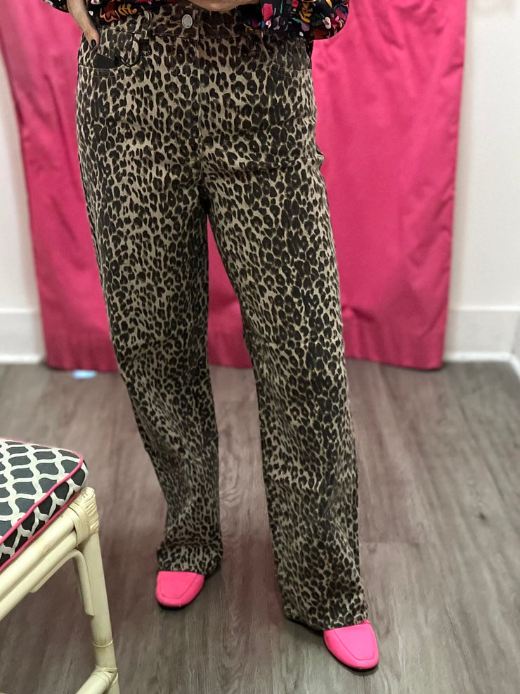 High Rise Vintage Straight Denim | Leopard (FIRST BATCH RESTOCK * MORE ON THE WAY)