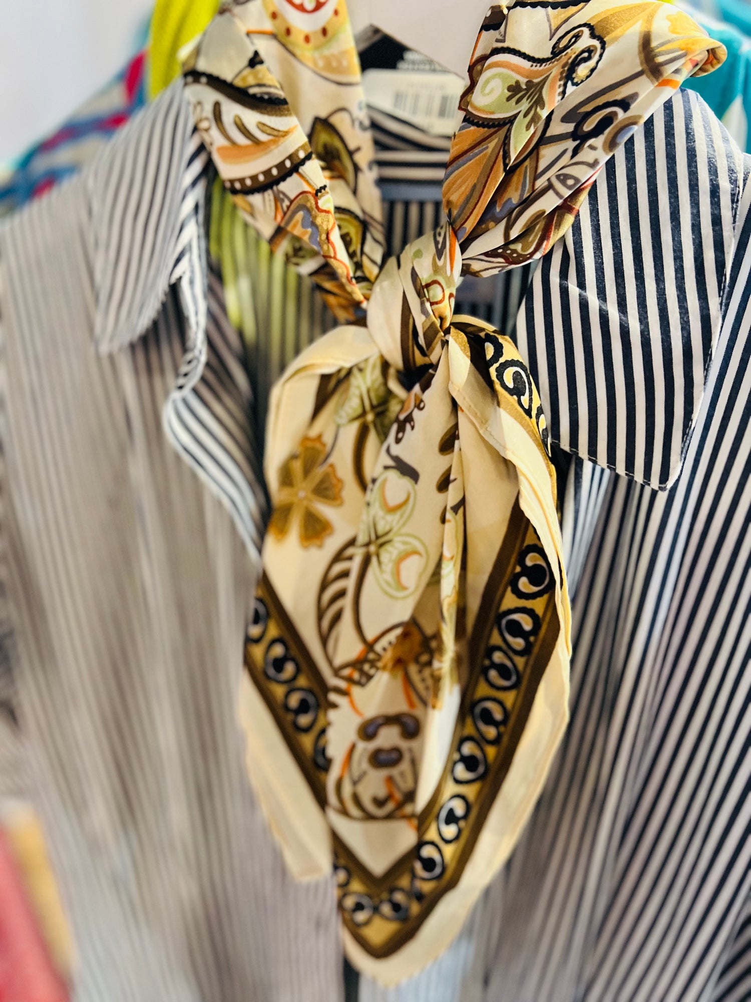 Round Here Scarf | Ivory Paisley