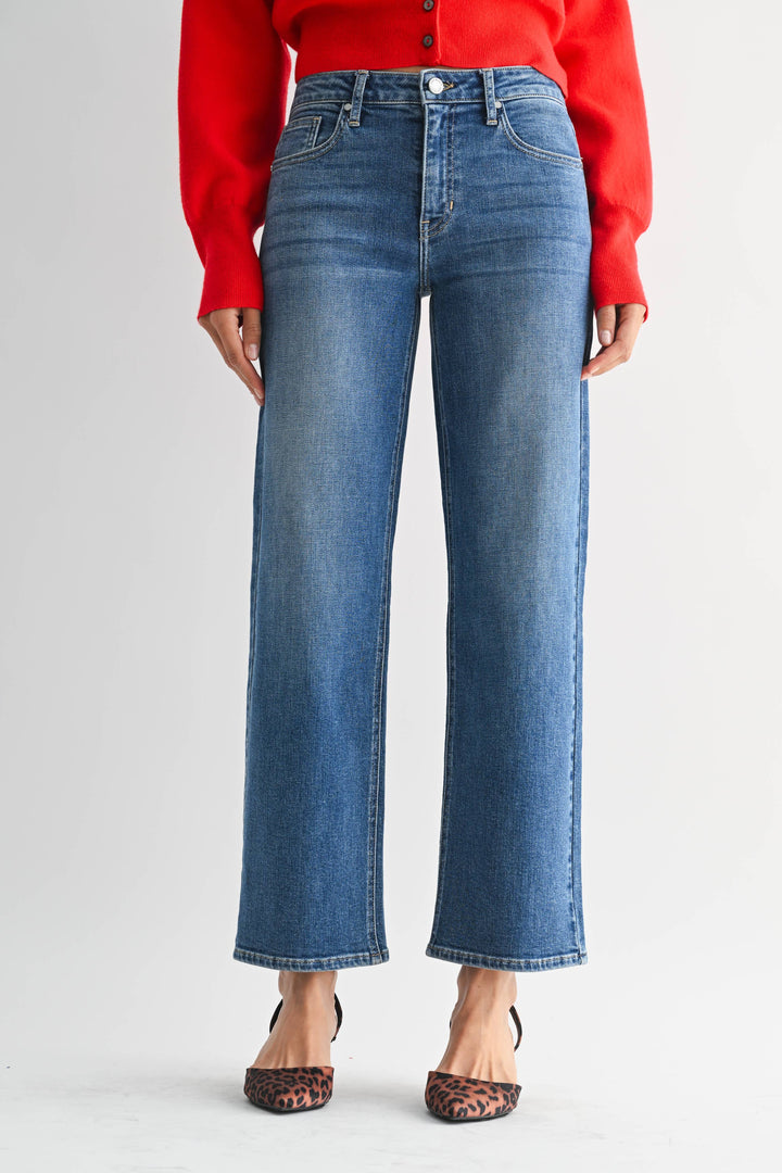 Mid Rise Slim Wide Leg Jean | Medium Wash