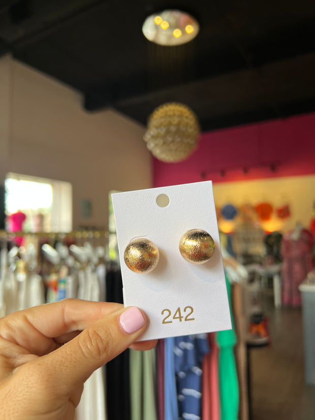 Chic Golden Ball Stud
