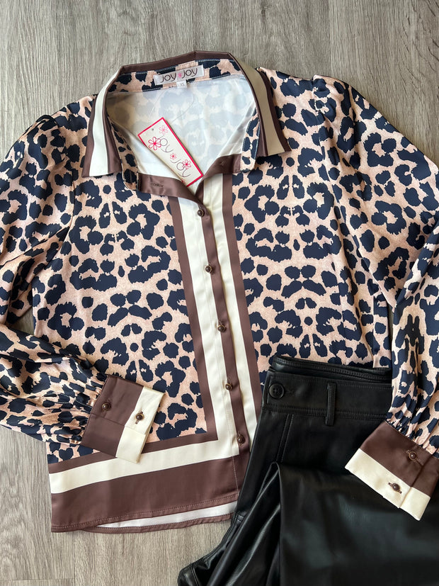 Manhattan Leopard Button Up Top