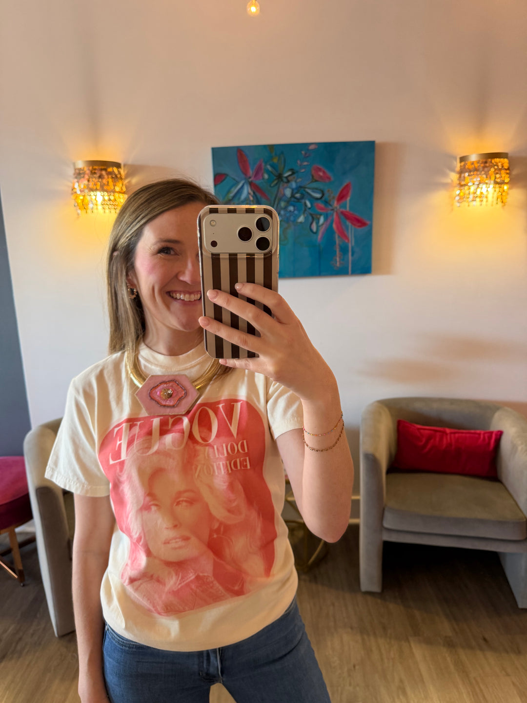 Dolly Vogue Tee