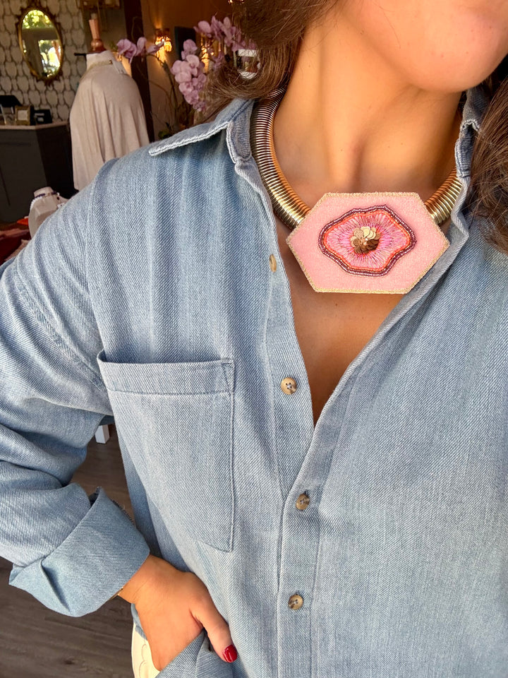 Gilded Medallion Necklace | Pink