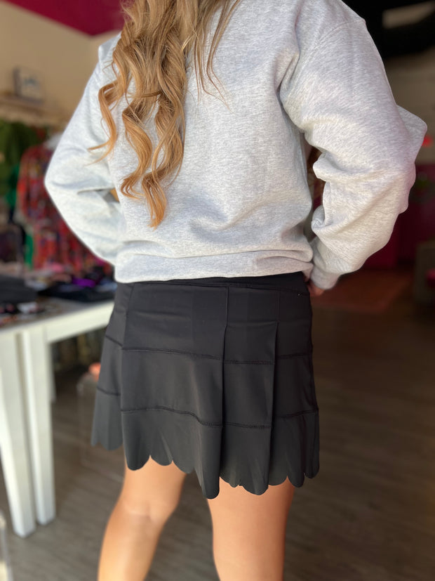 Sweet Scallop Active Skort | Black