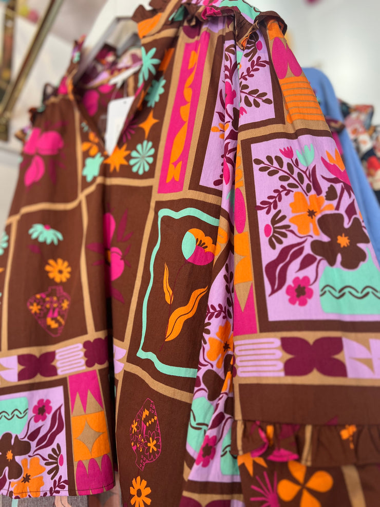 Floral Frame Ruffle V Neck Top