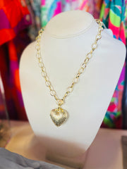 Heart of Gold Necklace | Swirl Detail