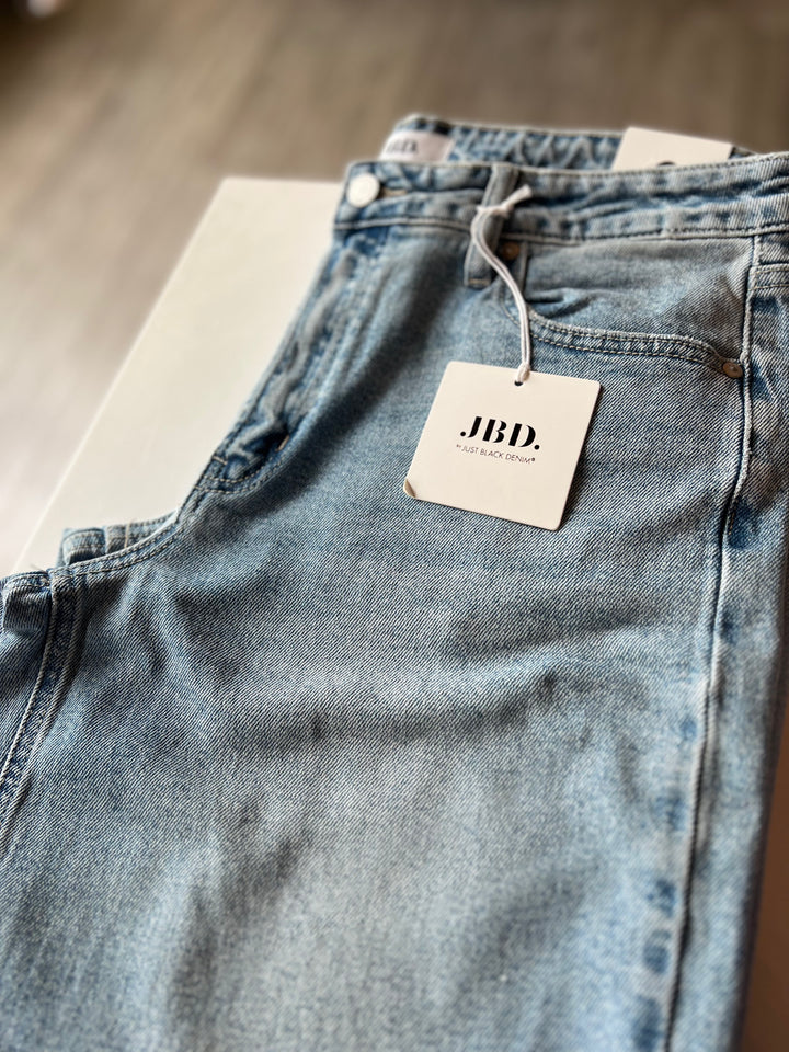 High Rise Full Length Straight | Light Denim