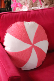 Peppermint Pillow | Pink / White