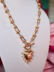 Vintage Gold Trimmed Heart Necklace