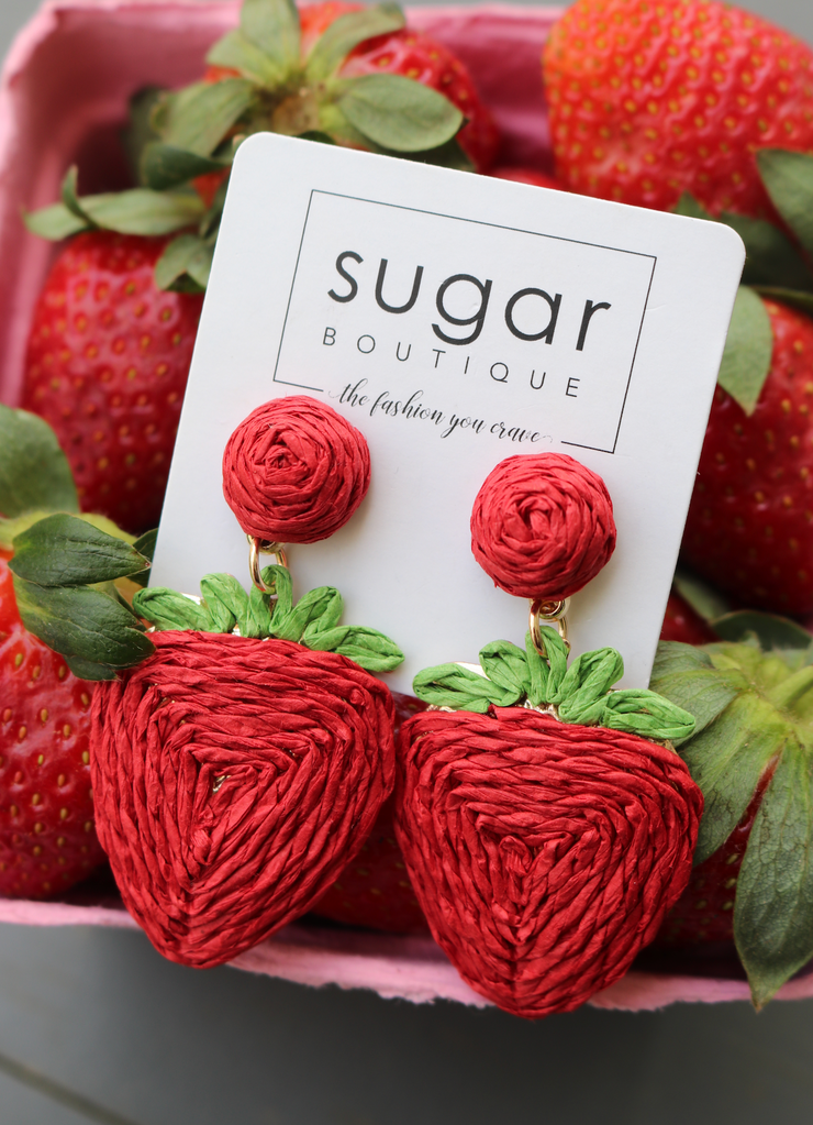Strawberry Raffia Earring | Red