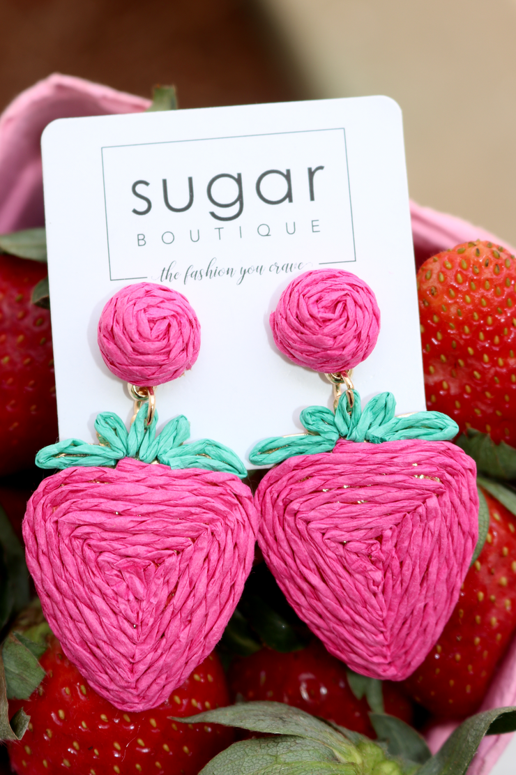Strawberry Raffia Earring | Pink