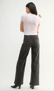 Mini Patch Pocket Wide Leg | Washed Black