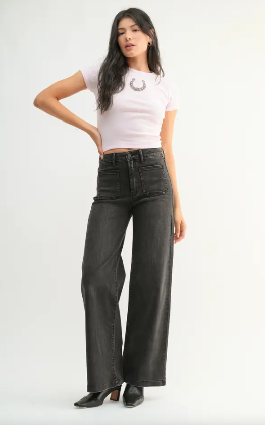 Mini Patch Pocket Wide Leg | Washed Black