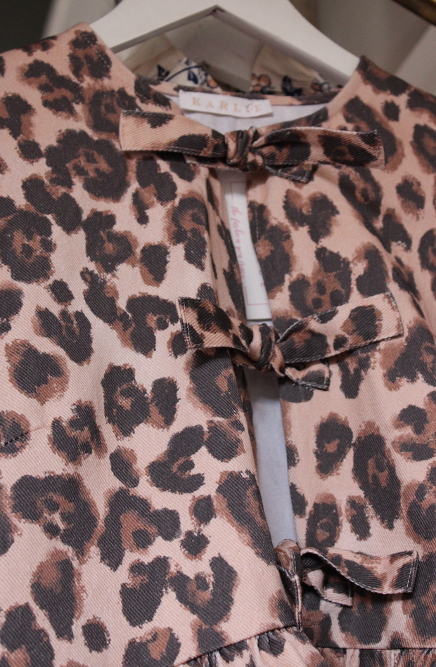 8.28 PREORDER :: Cami Leopard Denim Knot Top