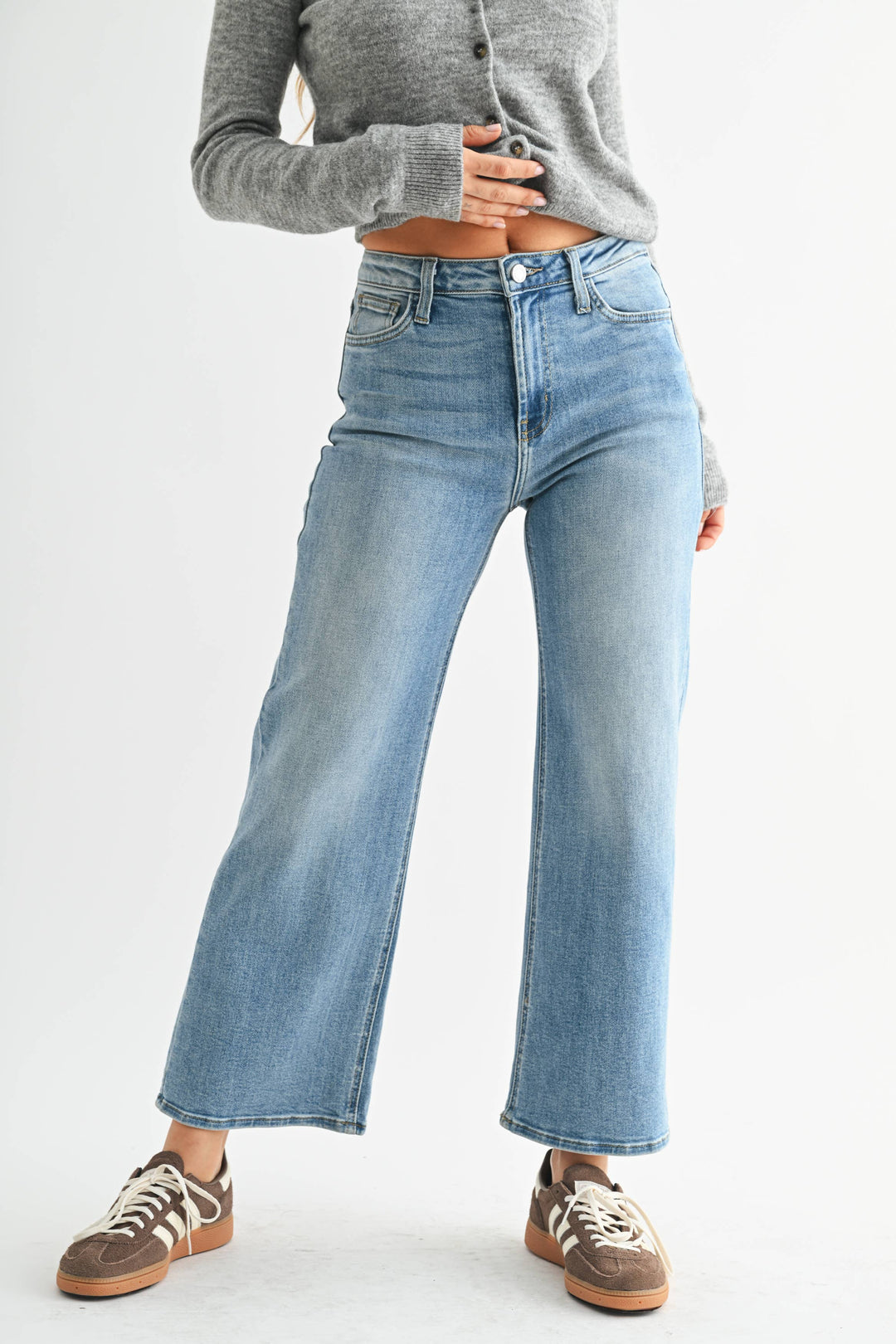 Classic Cropped Wide Leg Jeans | Medium Wash