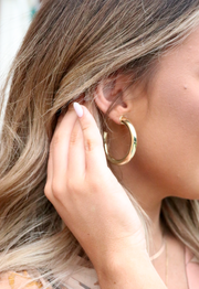 Sheila Fajl Large Chantal Hoop Earrings | SHINY GOLD