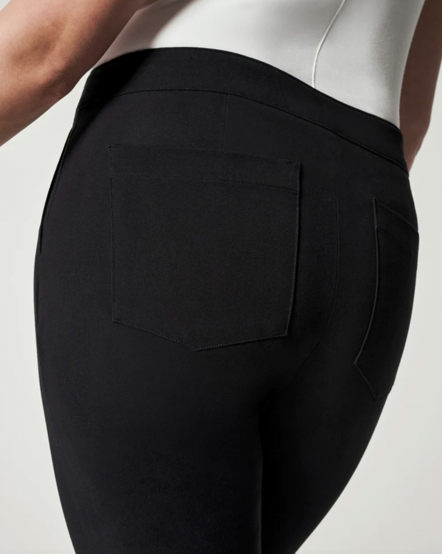 On-the-Go Kick Flare Pant | Classic Black